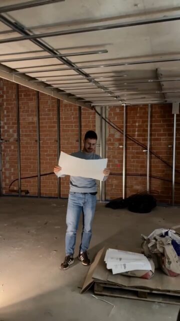 Si quieres saber cómo avanza comenta: OBRA 🚧 

Somos Izaskun y Beñat y esta es nuestra experiencia sobre emprendimiento (o sobre empezar en ello 🥵💪🏼)

-

Aurrera zelan doan jakin nahi baduzu, komentatu: OBRA 🚧

Izaskun eta Beñat gara eta hau da gure empresa bat sortzearen esperientzia (edo horretan hastea 🥵💪🏼)

#salud #fisioterapia #vitoriagasteiz #emprendimiento #clinicadefisioterapia