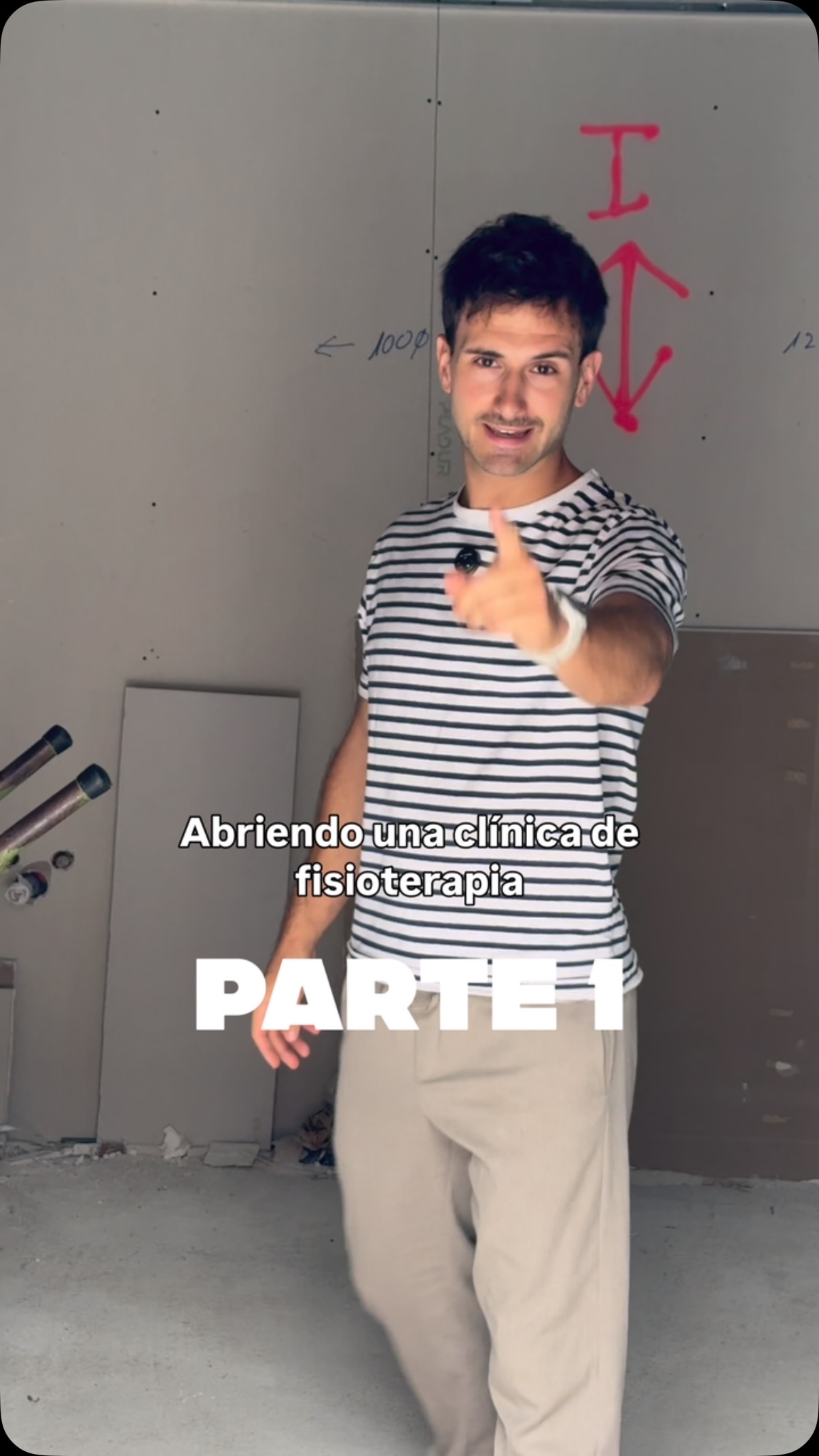 Todo gran proyecto empieza mucho antes de abrir sus puertas.

Detrás de una clínica hay ilusión, dudas, decisiones, obras, imprevistos y muchísimas horas de trabajo. Hoy queremos enseñarte el principio de todo: cómo está naciendo Bioma.

Nuestro objetivo no es solo crear un lugar donde tratar lesiones, sino un espacio donde el movimiento, la salud y la evidencia científica sean el centro de todo.

Si quieres acompañarnos en este proceso y ver cómo Bioma cobra vida paso a paso… este reel es solo el comienzo. 💙

¿Te vienes a vivir esta aventura con nosotros?

-

Proiektu handiak ateak ireki baino askoz lehenago hasten dira.

Klinika baten atzean ilusioa, zalantzak, erabakiak, obrak, ezustekoak eta lan ordu asko daude. Gaur guztiaren hasiera erakutsi nahi dizugu: Bioma nola sortzen ari den.

Gure helburua ez da soilik lesioak tratatzeko leku bat sortzea, baizik eta mugimendua, osasuna eta ebidentzia zientifikoa guztiaren oinarria izango den espazio bat sortzea.

Prozesu honetan lagundu nahi badiguzu eta Bioma pausoz pauso nola bizi den ikusi nahi baduzu… reel hau hasiera besterik ez da. 💙

#Fisioterapia #ClínicaDeFisioterapia #Emprender #Salud #entrenamiento